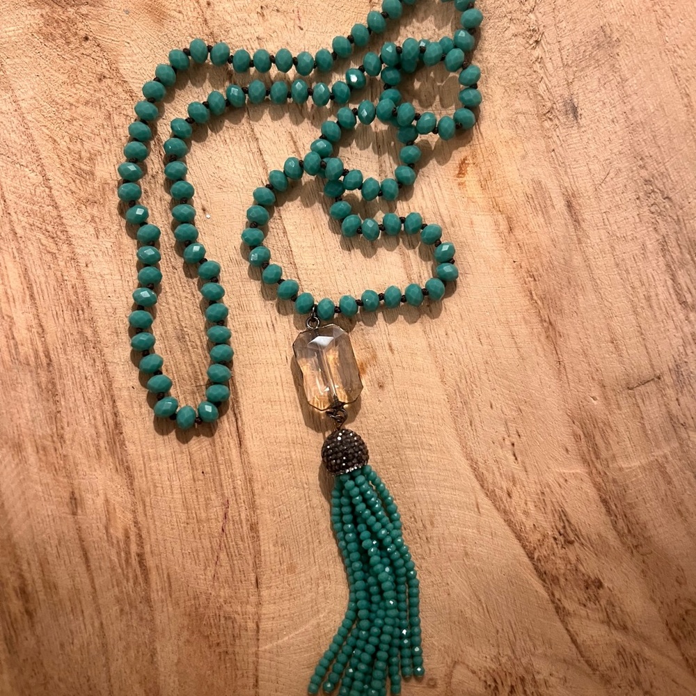 Elegant Turquoise Beaded Necklace with Tassel
